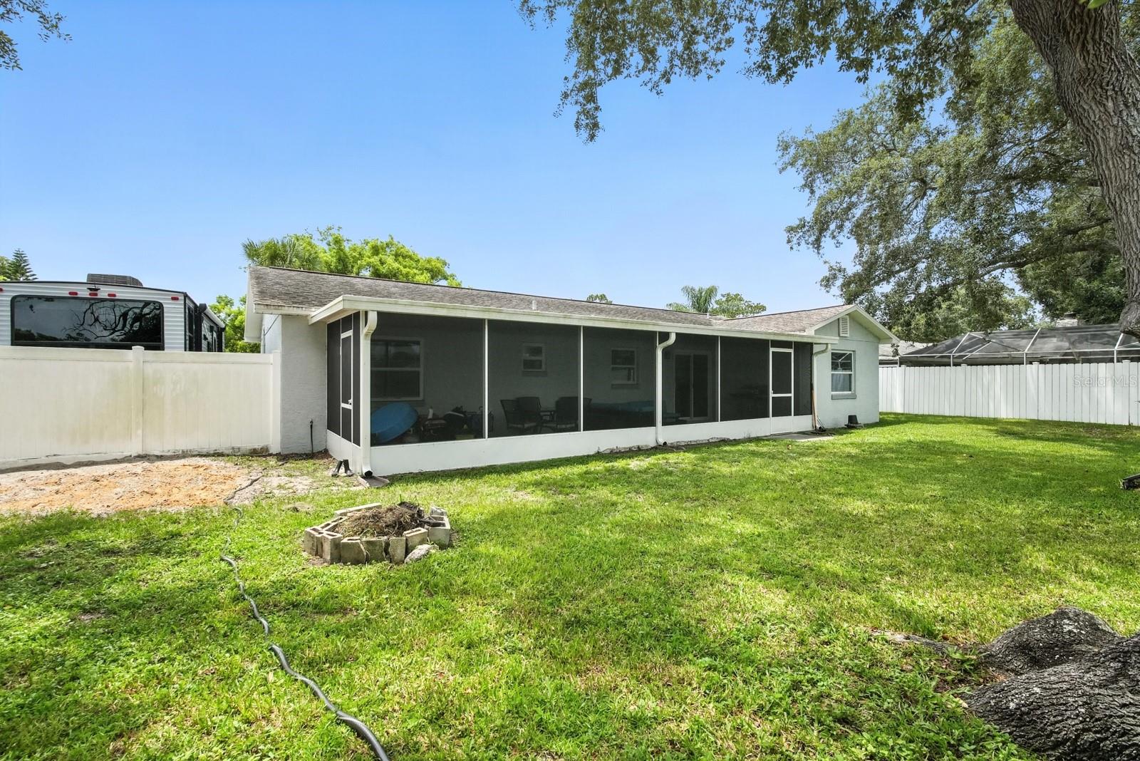 Image 29 of 39 For 1022 Tompkins Drive