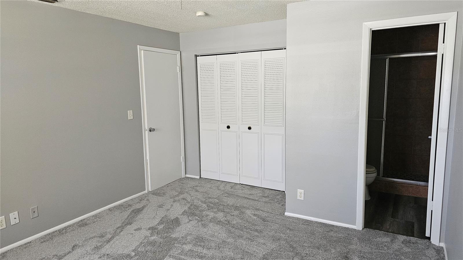 Image 10 of 23 For 291 Michael Avenue