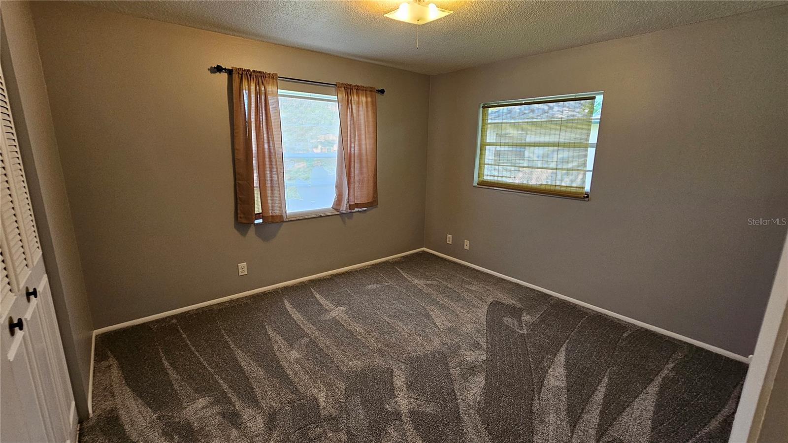 Image 13 of 23 For 291 Michael Avenue