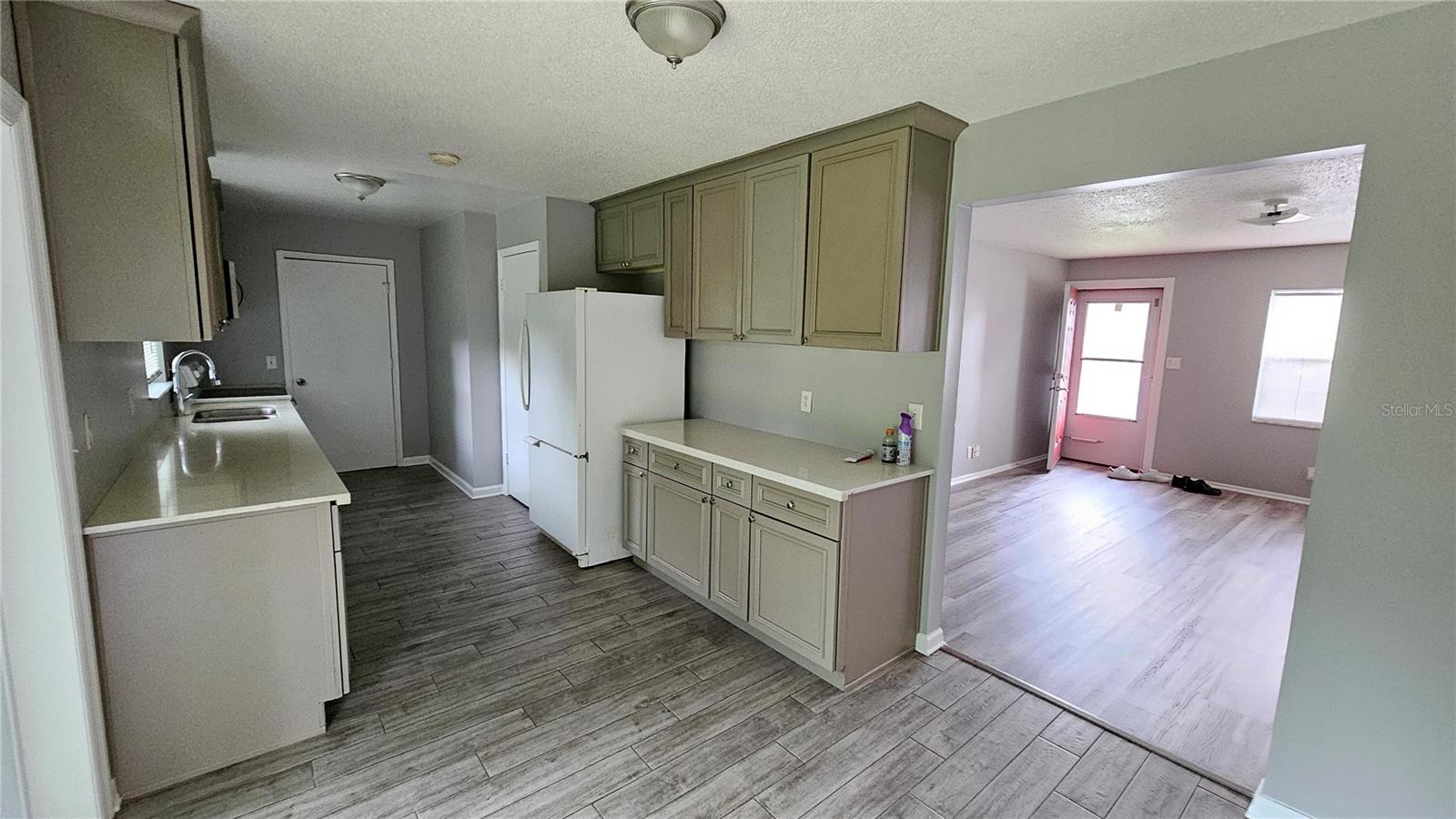 Image 3 of 23 For 291 Michael Avenue