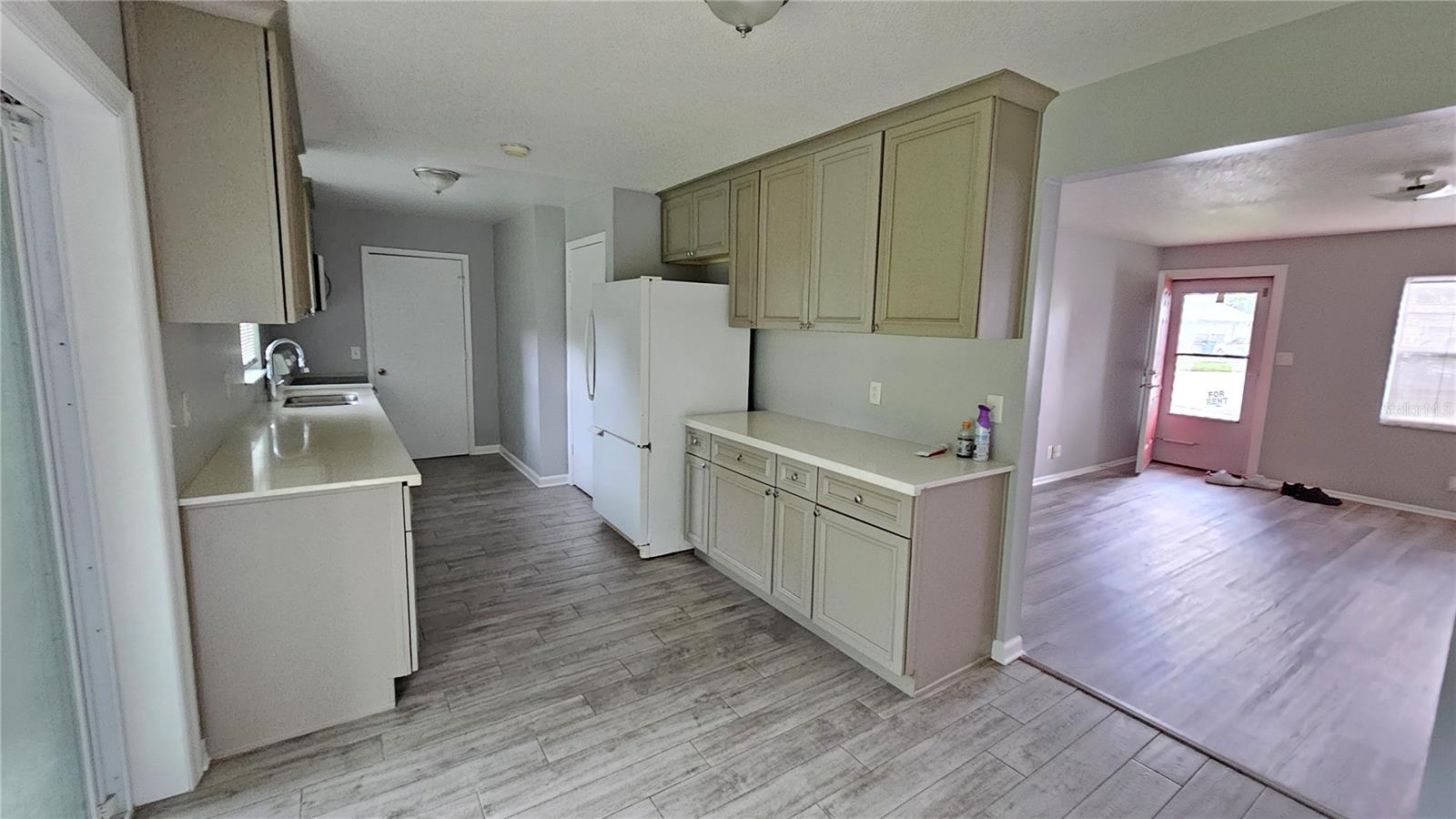 Image 4 of 23 For 291 Michael Avenue