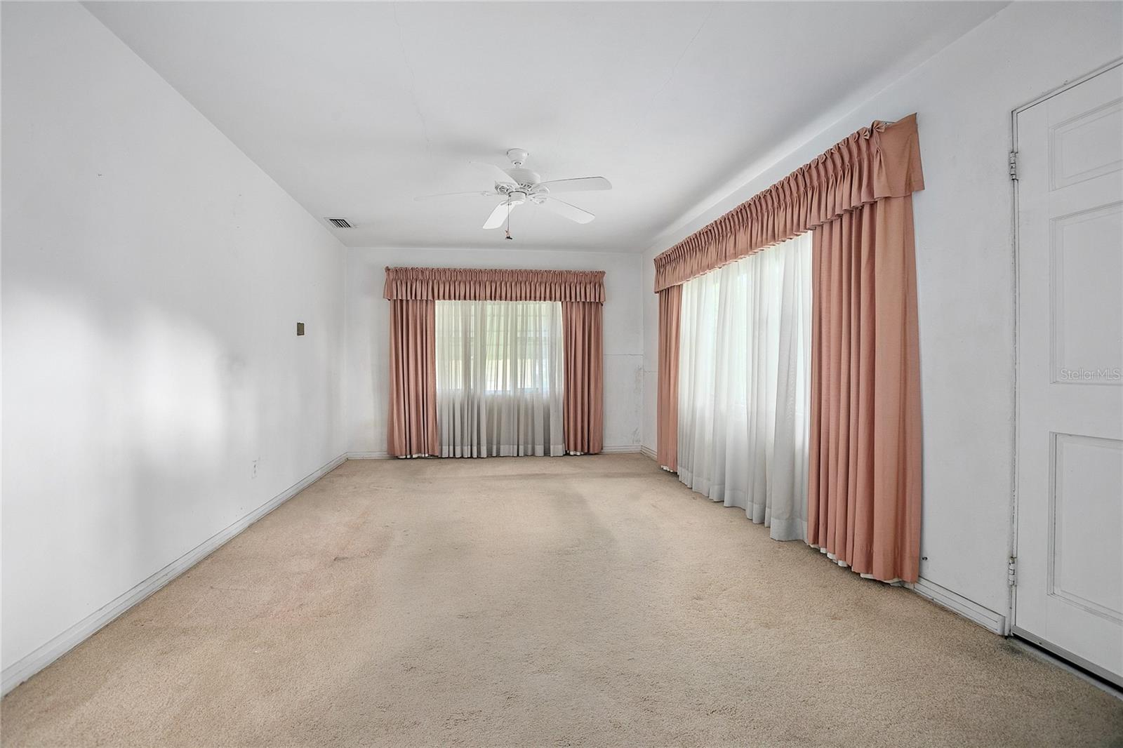 Image 6 of 23 For 14 Volusia Drive