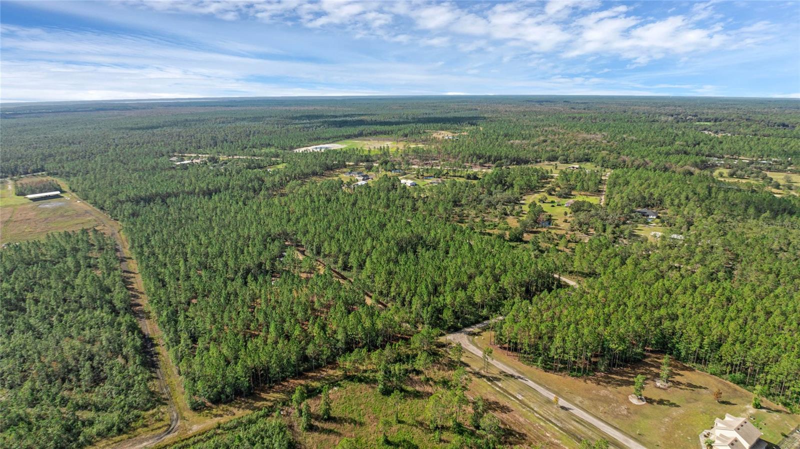 Image 4 of 9 For 2 Wild Cur Road