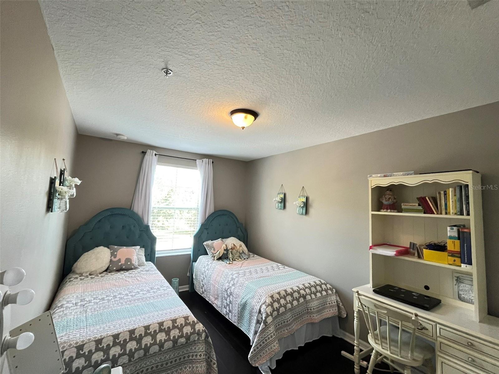 Image 16 of 21 For 35 Canterbury Bell Drive
