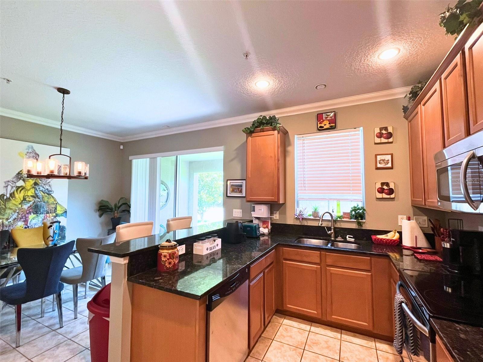 Image 5 of 21 For 35 Canterbury Bell Drive
