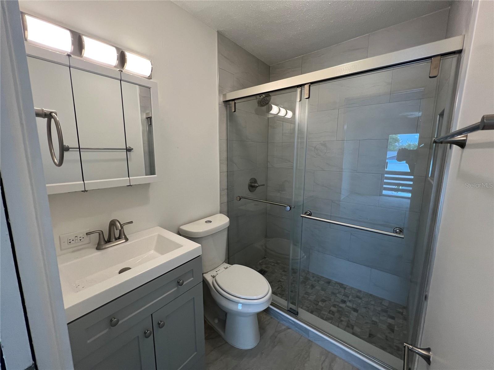 Image 12 of 23 For 722 65th Avenue E