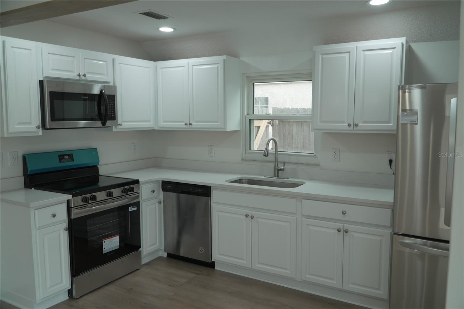 Image 4 of 23 For 722 65th Avenue E