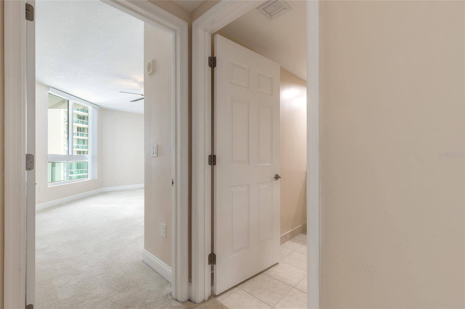 Image 15 of 53 For 231 Riverside Drive 1108-1