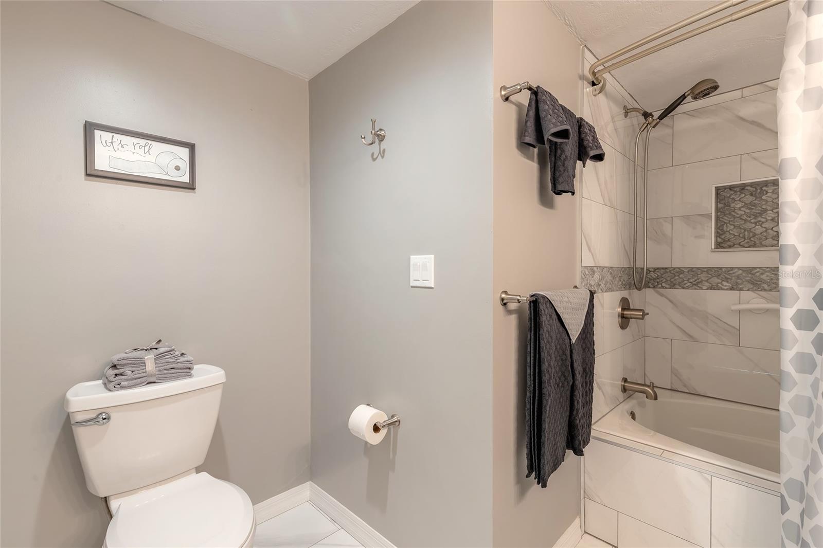 Image 12 of 50 For 3757 Atlantic Avenue 1104