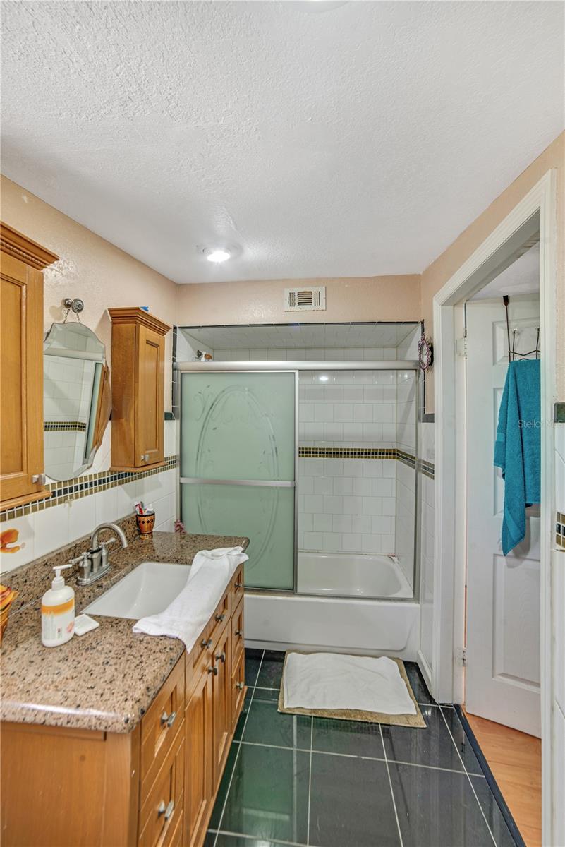 Image 31 of 37 For 1311 Galsworthy Avenue