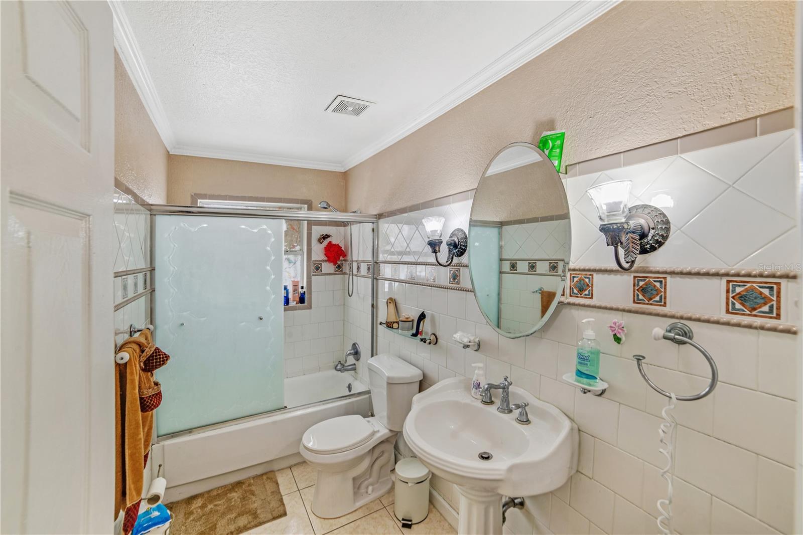 Image 35 of 37 For 1311 Galsworthy Avenue