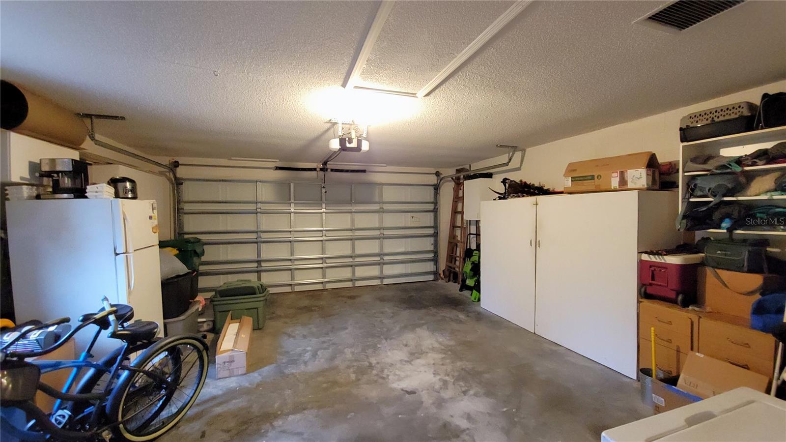 Image 29 of 45 For 1401 Hendren Dr