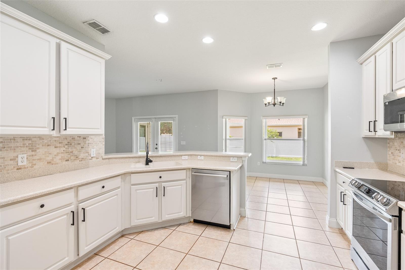 Image 18 of 46 For 603 Cypress Oak Circle