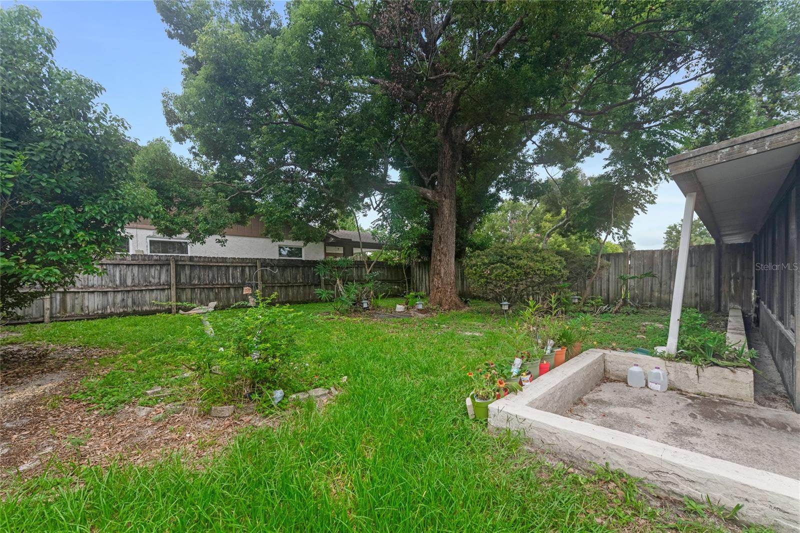 Image 16 of 18 For 4 Sugarberry Circle