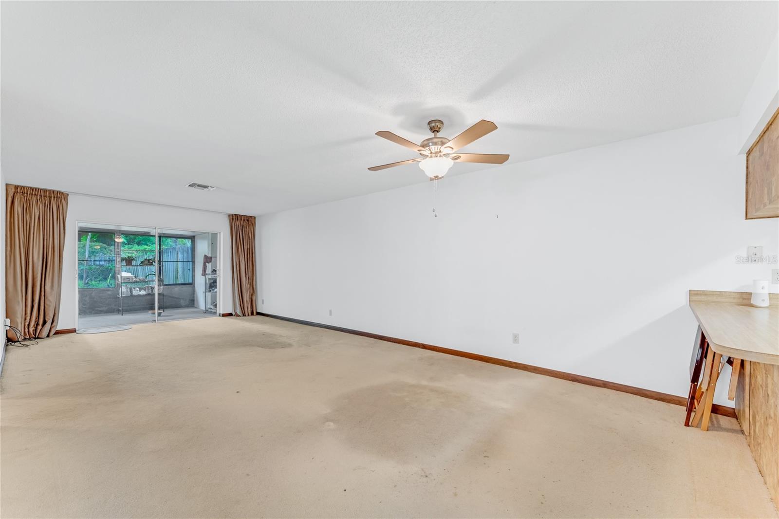 Image 5 of 18 For 4 Sugarberry Circle