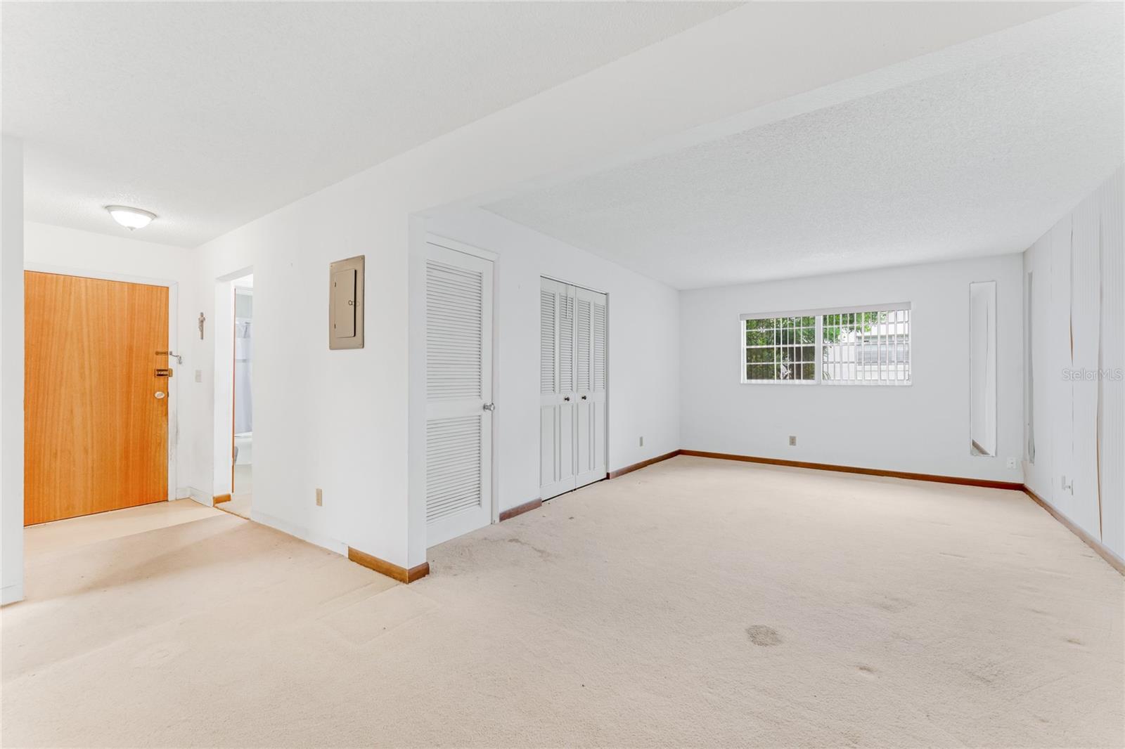 Image 7 of 18 For 4 Sugarberry Circle