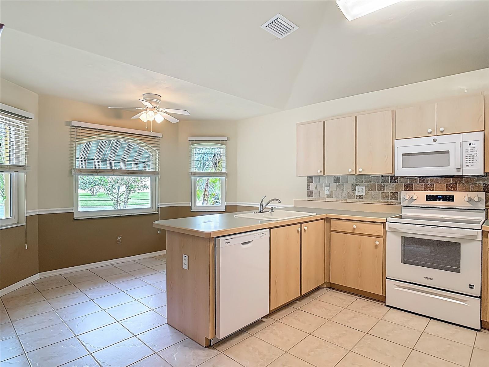 Image 4 of 46 For 1345 Wayne Avenue
