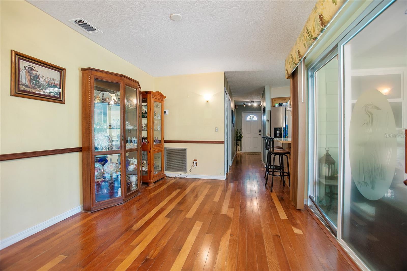 Image 10 of 42 For 1345 Walton Avenue