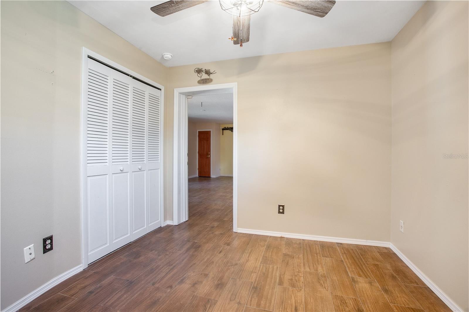 Image 13 of 42 For 1345 Walton Avenue