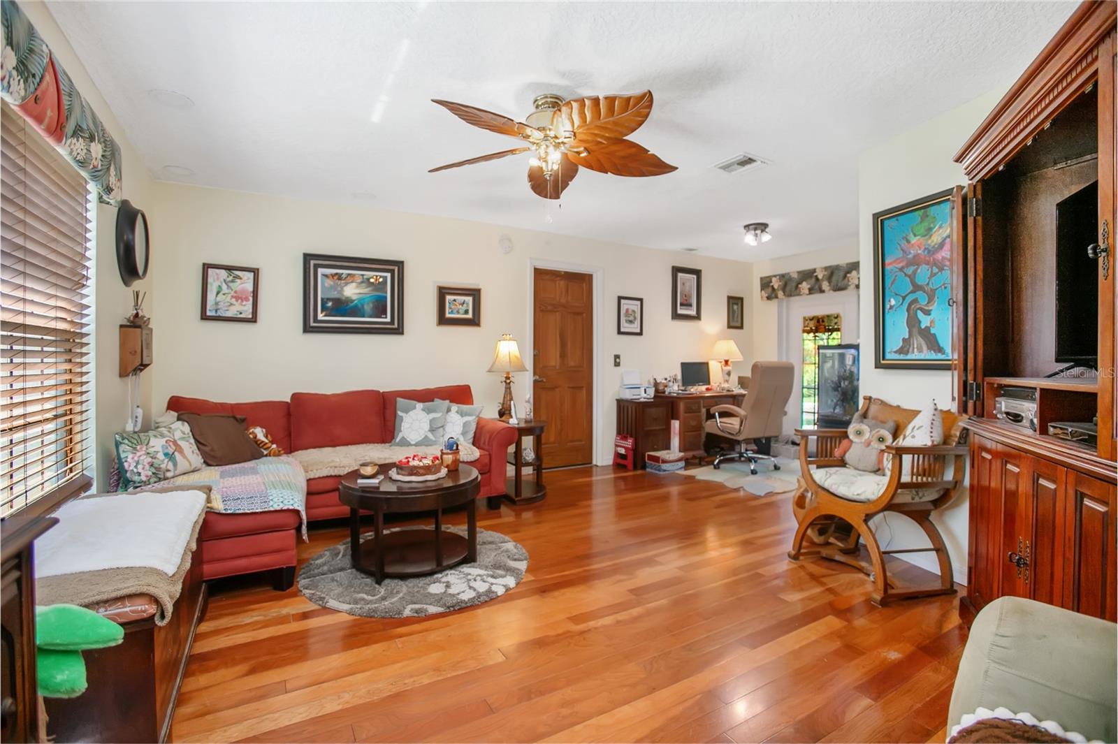 Image 4 of 42 For 1345 Walton Avenue