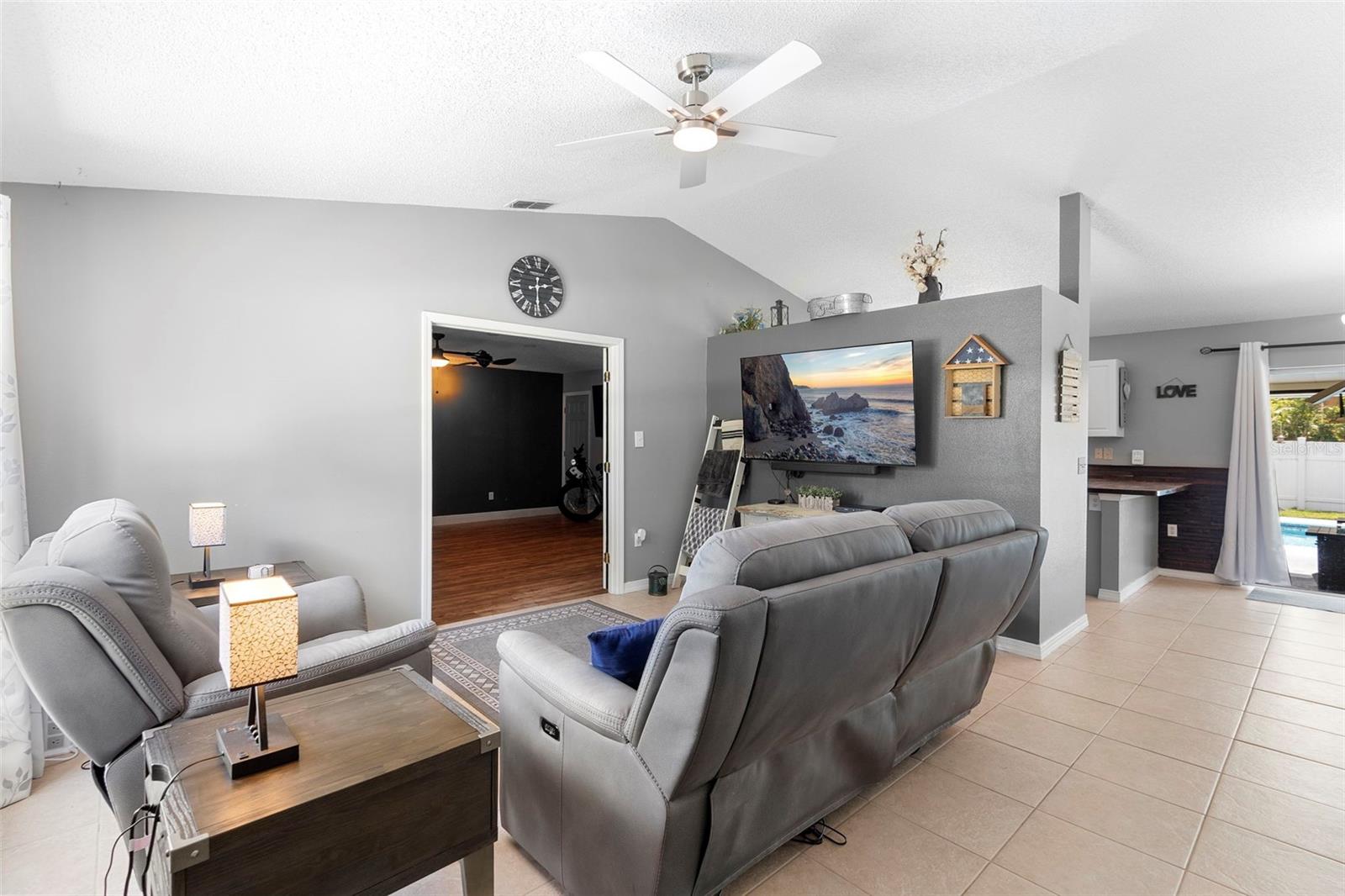 Image 14 of 36 For 1490 14th Street