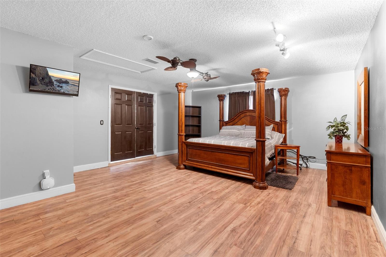 Image 26 of 36 For 1490 14th Street