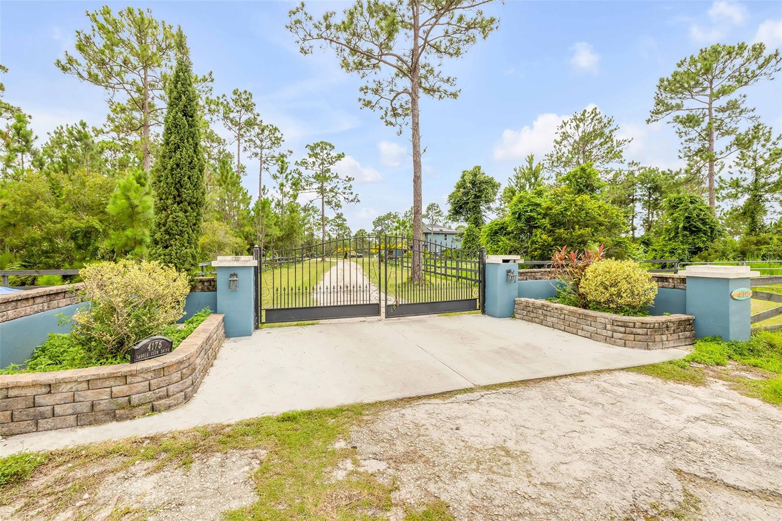 Image 4 of 73 For 4175 Saddle Club Drive