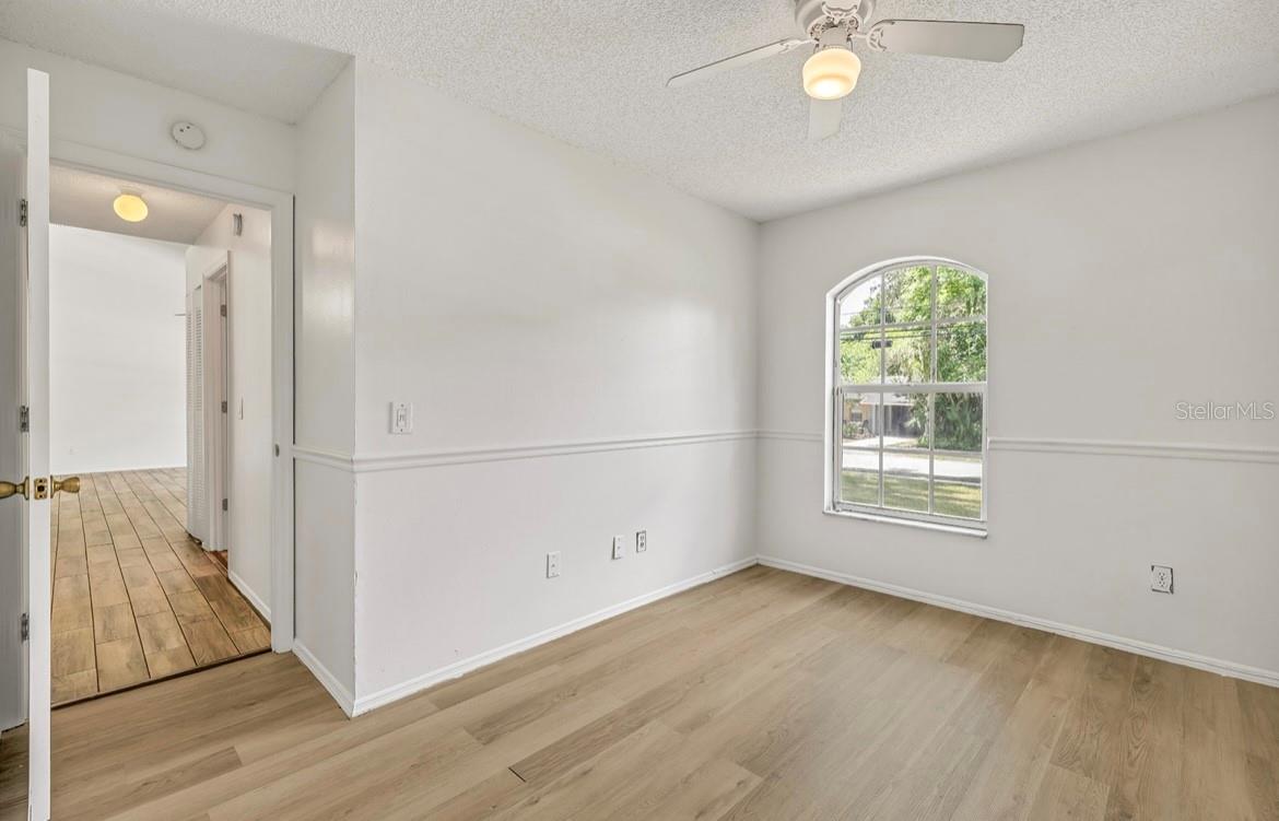 Image 18 of 30 For 139 Boston Avenue