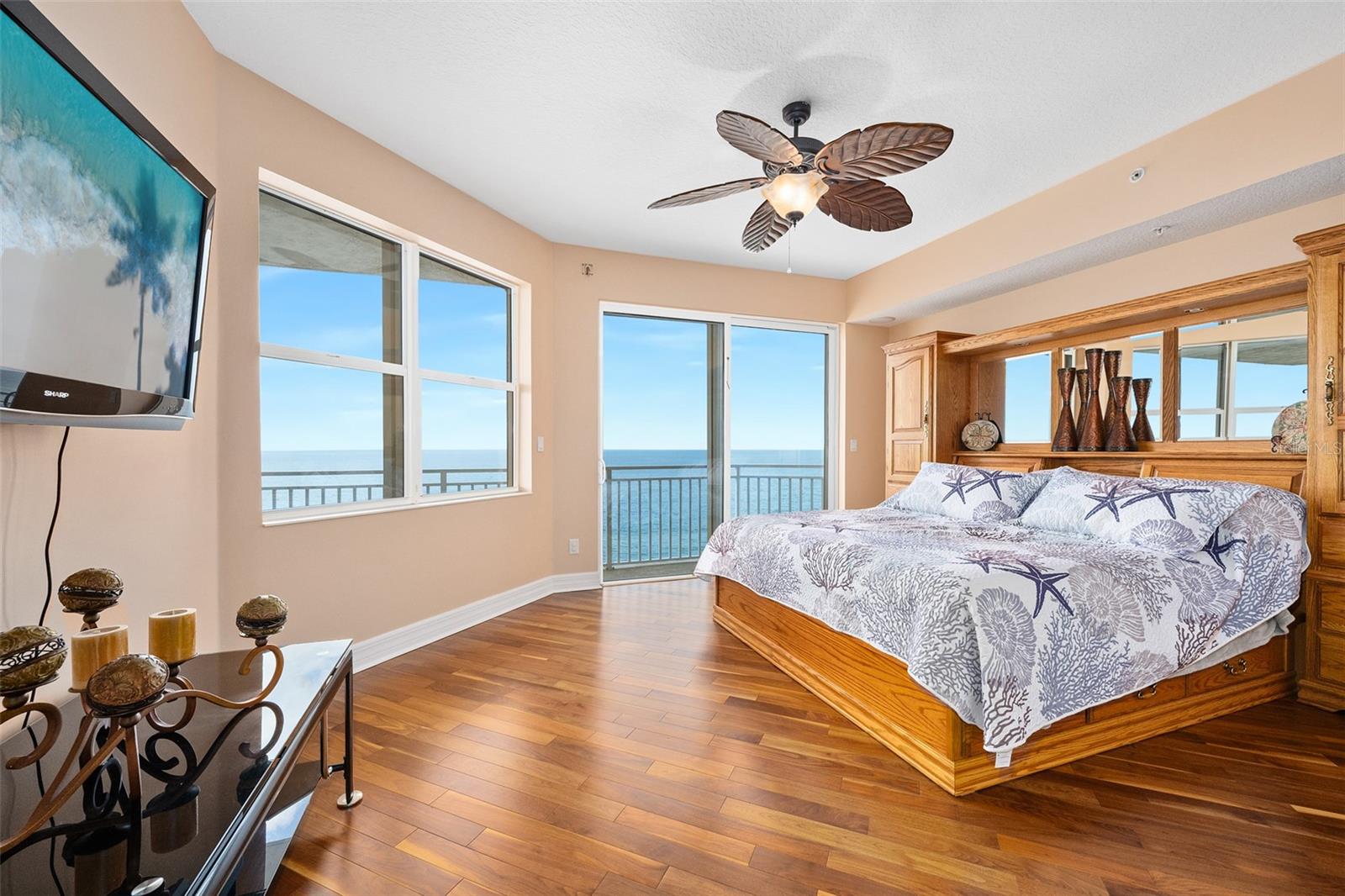Image 30 of 76 For 3851 Atlantic Avenue 701