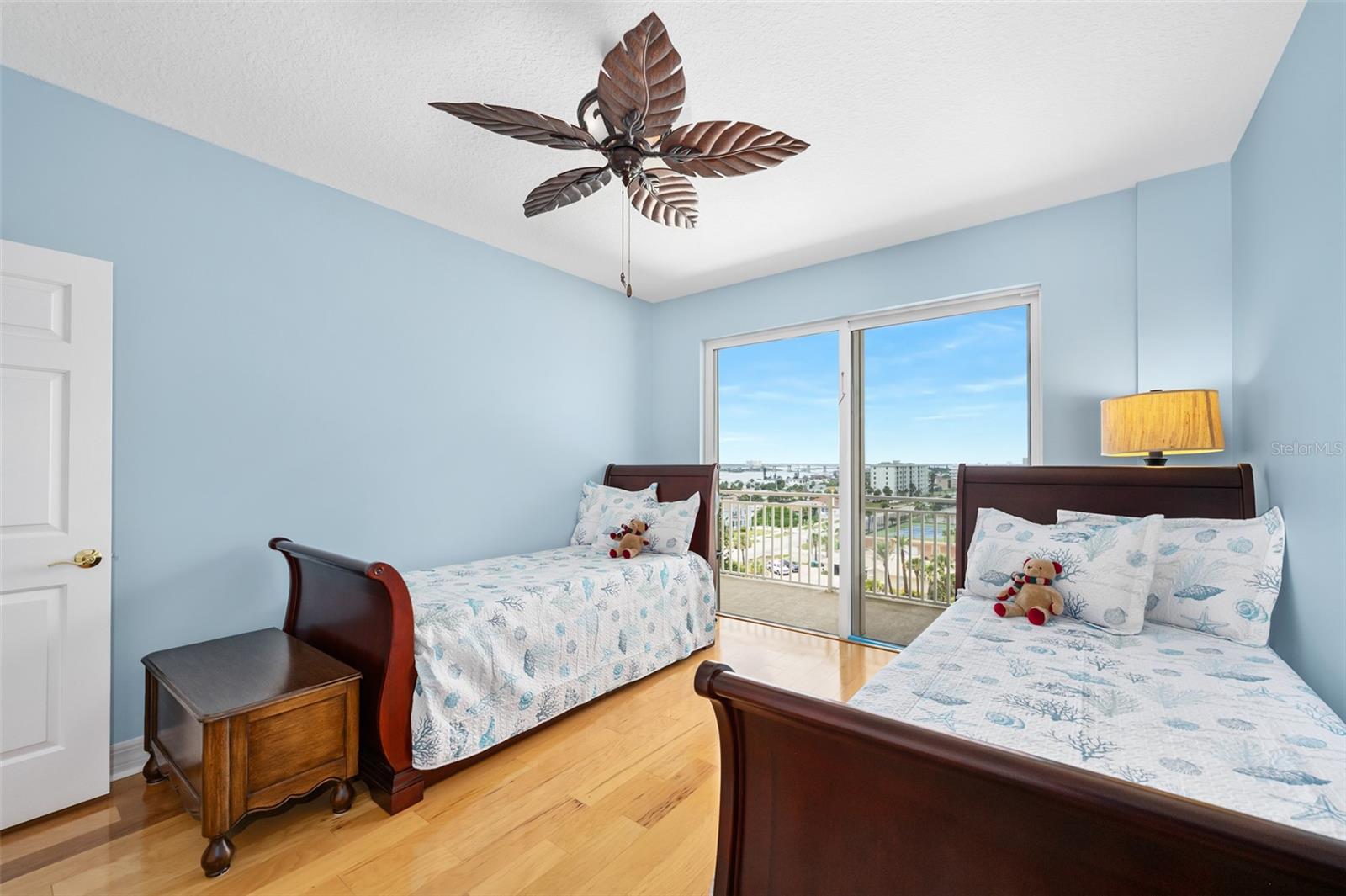 Image 43 of 76 For 3851 Atlantic Avenue 701