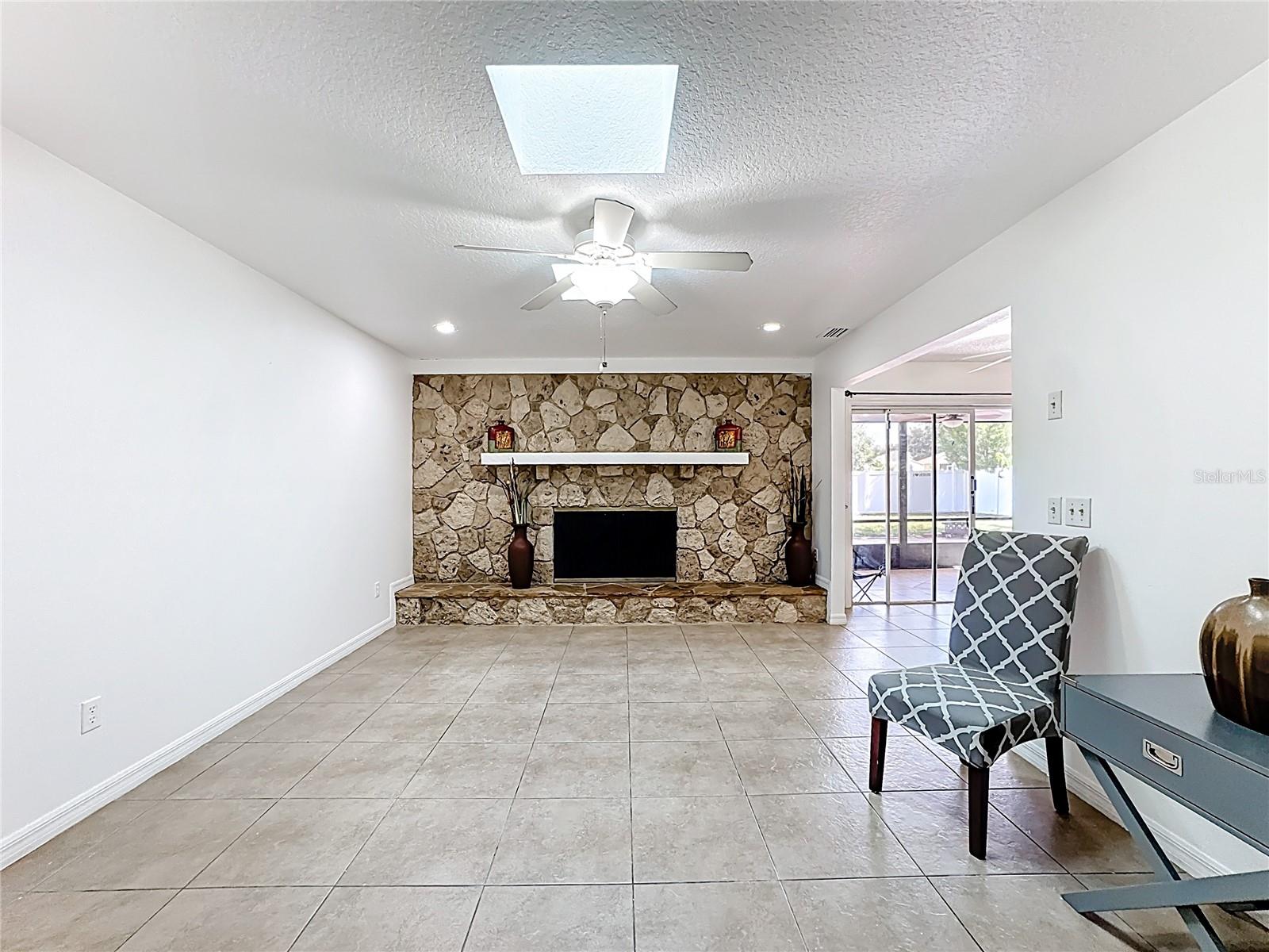 Image 10 of 58 For 1321 Herndon Avenue