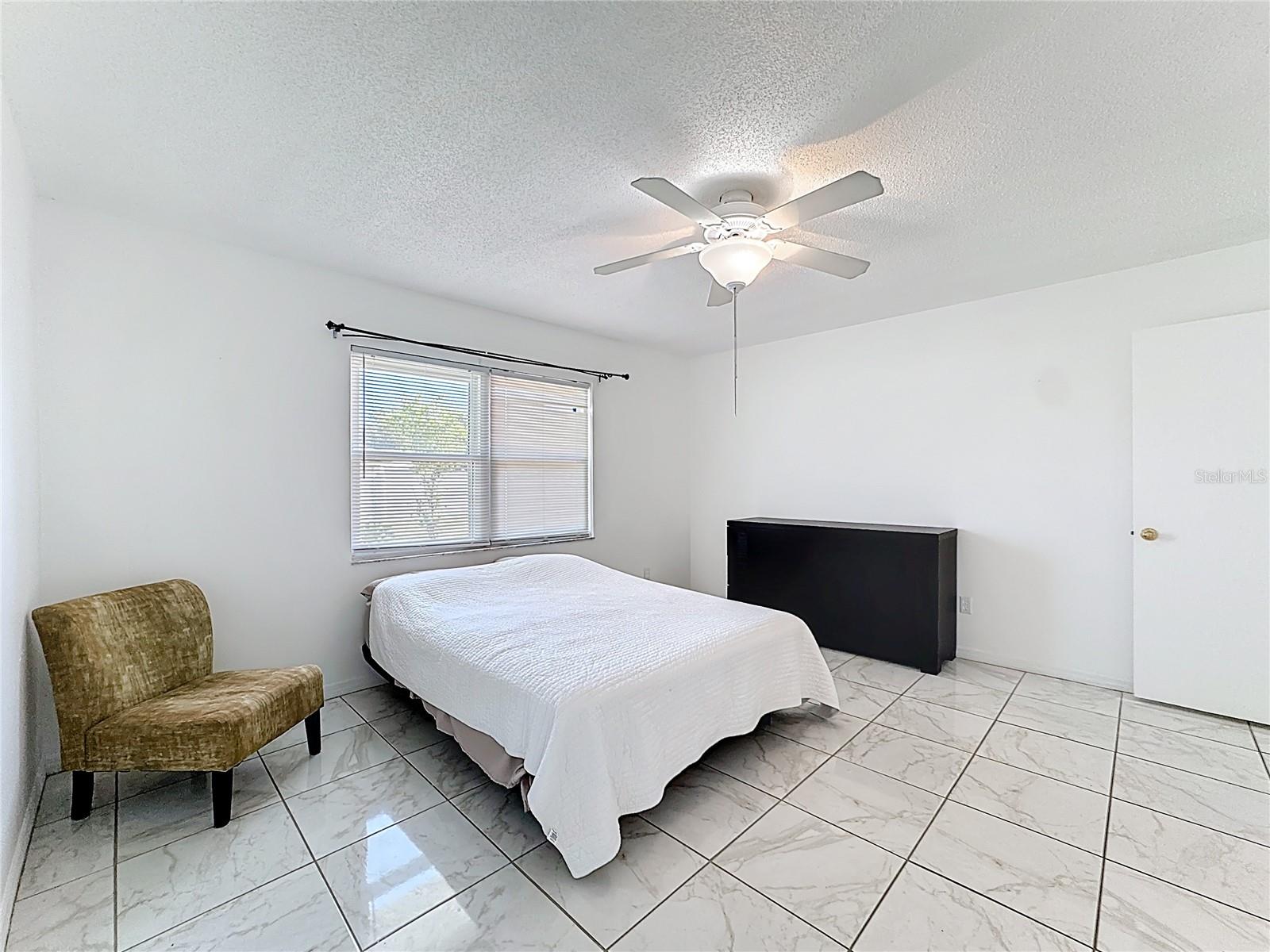 Image 36 of 58 For 1321 Herndon Avenue