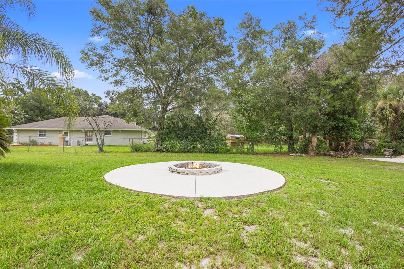 Image 10 of 70 For 124 Lake Molly Avenue