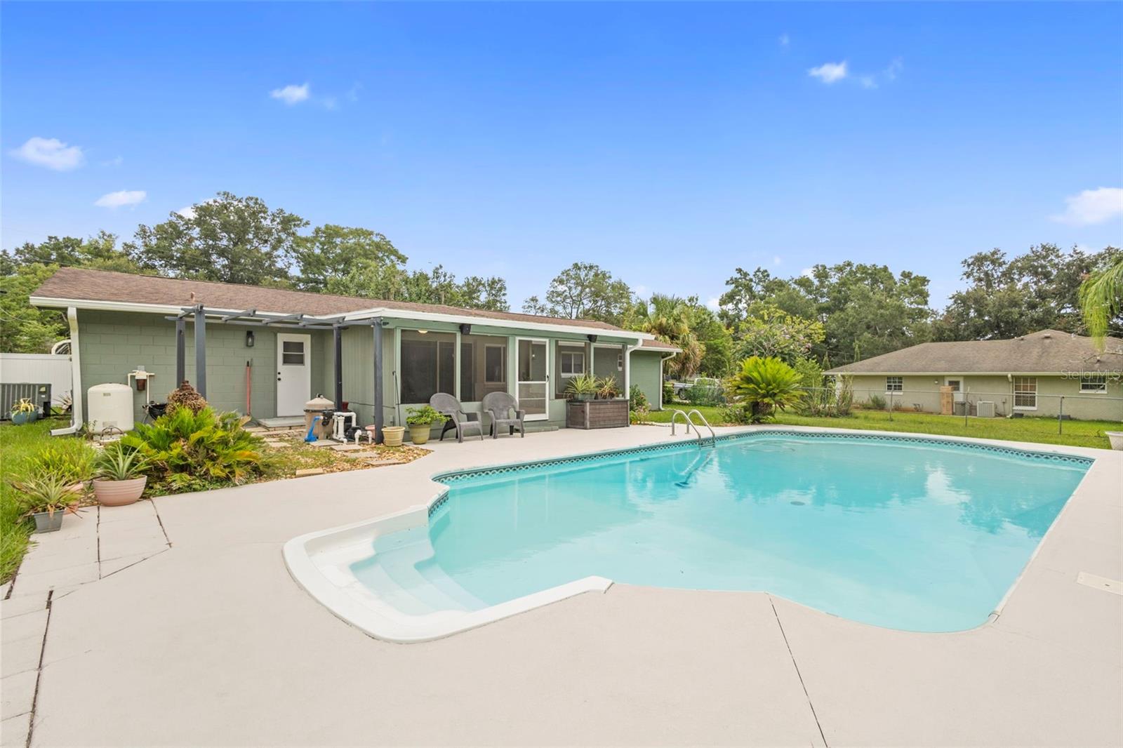 Image 15 of 70 For 124 Lake Molly Avenue