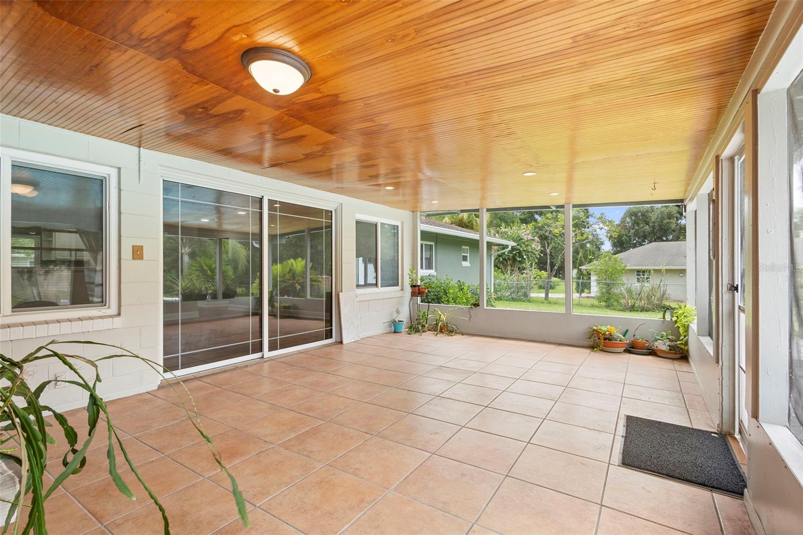 Image 43 of 70 For 124 Lake Molly Avenue