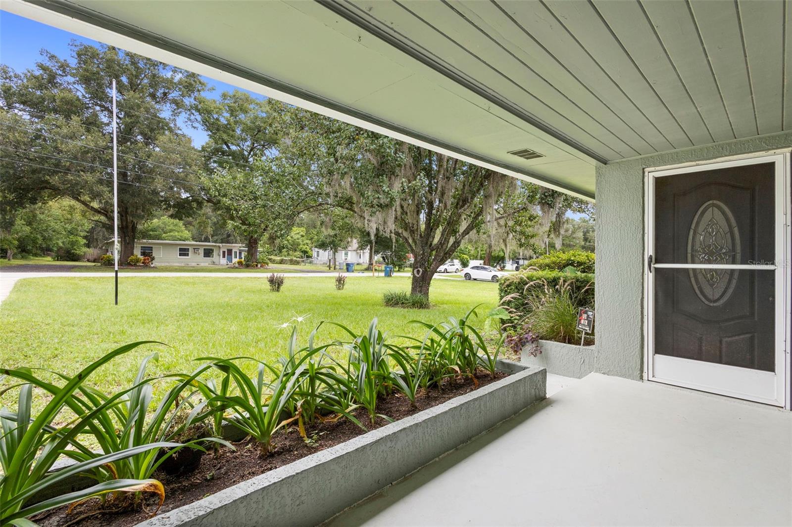 Image 5 of 70 For 124 Lake Molly Avenue