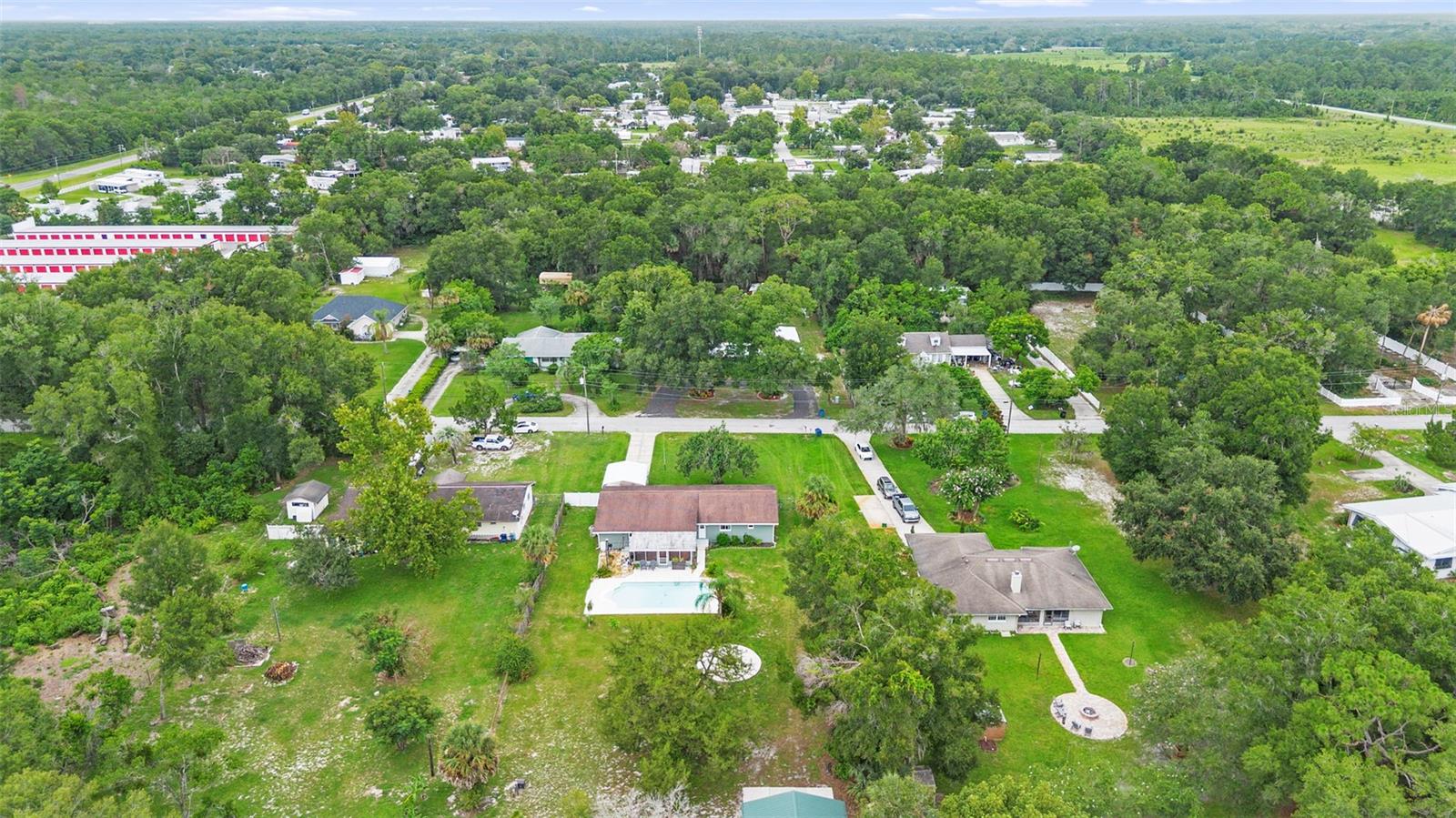 Image 55 of 70 For 124 Lake Molly Avenue