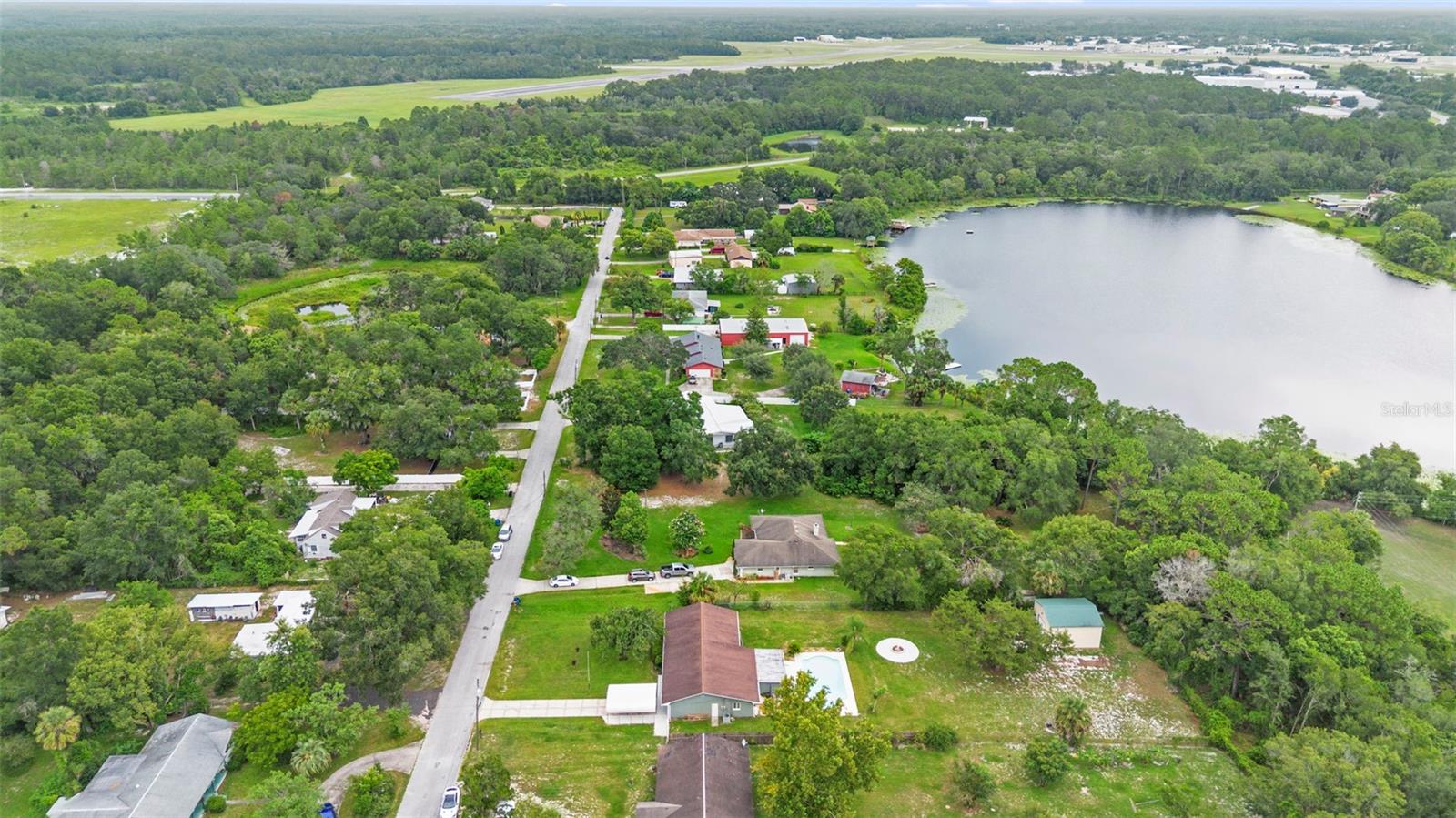 Image 64 of 70 For 124 Lake Molly Avenue