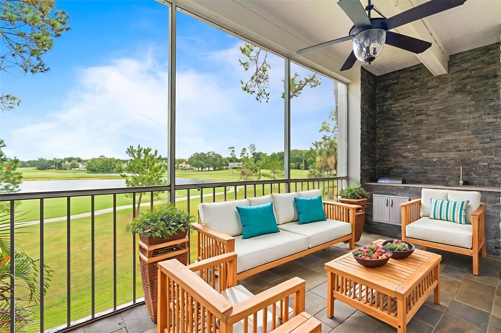 Image 2 of 41 For 467 Hamptoncrest Circle 203
