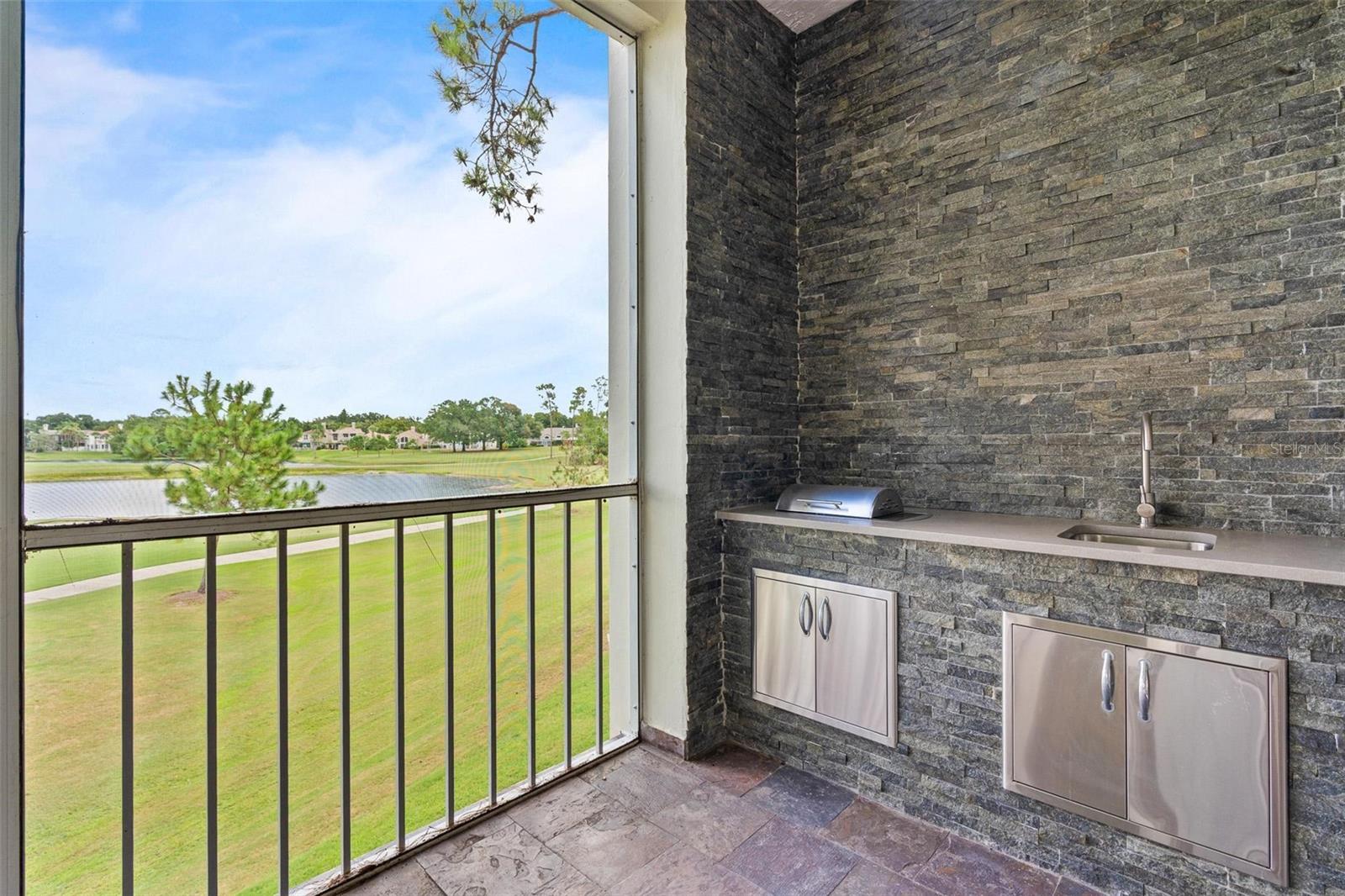 Image 28 of 41 For 467 Hamptoncrest Circle 203