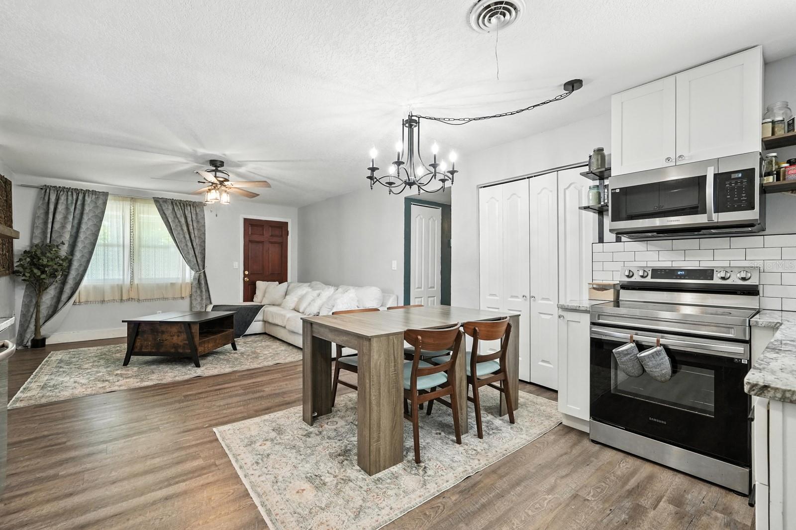 Image 11 of 44 For 1021 Herbert Street