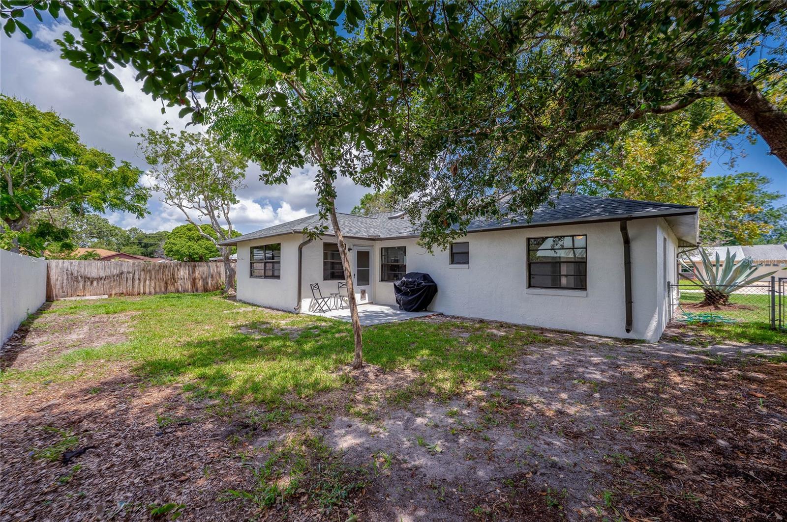Image 32 of 40 For 410 Sea Hawk Court