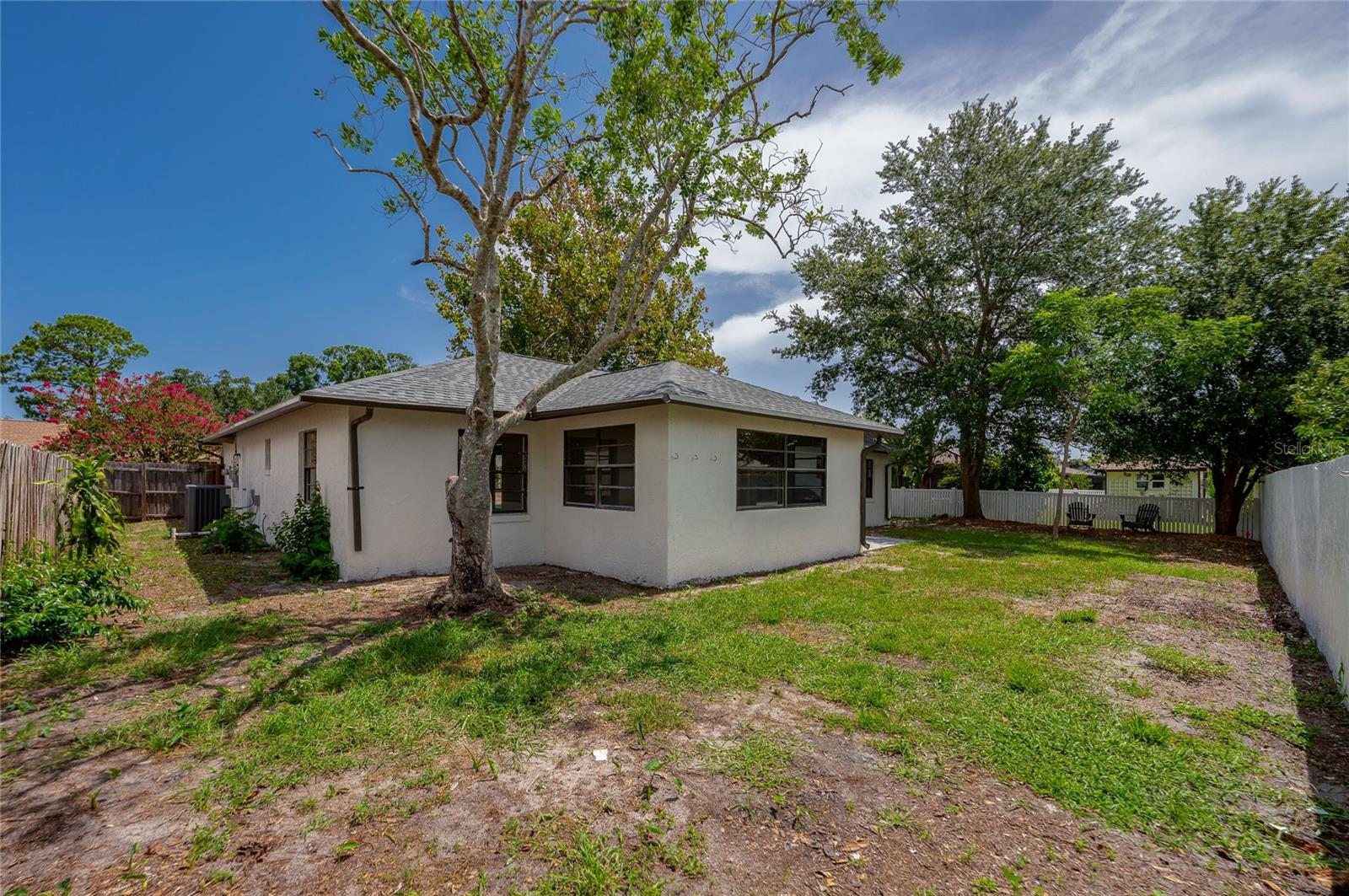 Image 33 of 40 For 410 Sea Hawk Court