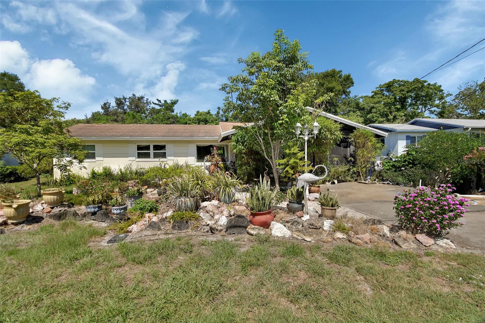 Details for 218 Ridgewood Avenue, DELAND, FL 32720