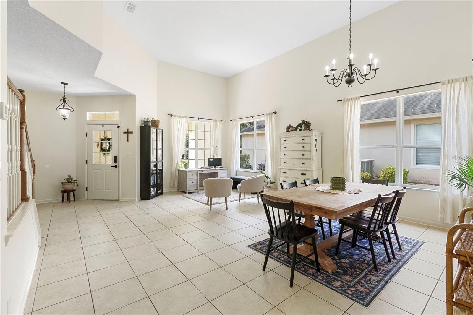 Image 10 of 65 For 505 Ravenshill Way