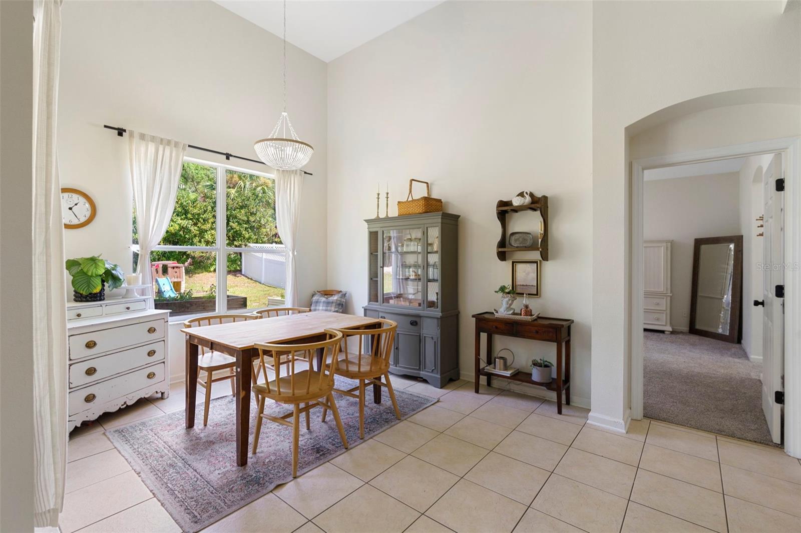 Image 27 of 65 For 505 Ravenshill Way