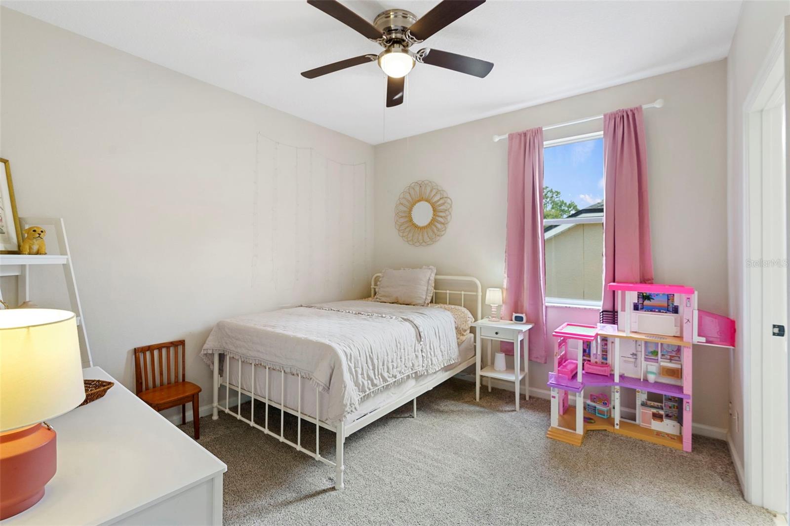 Image 35 of 65 For 505 Ravenshill Way