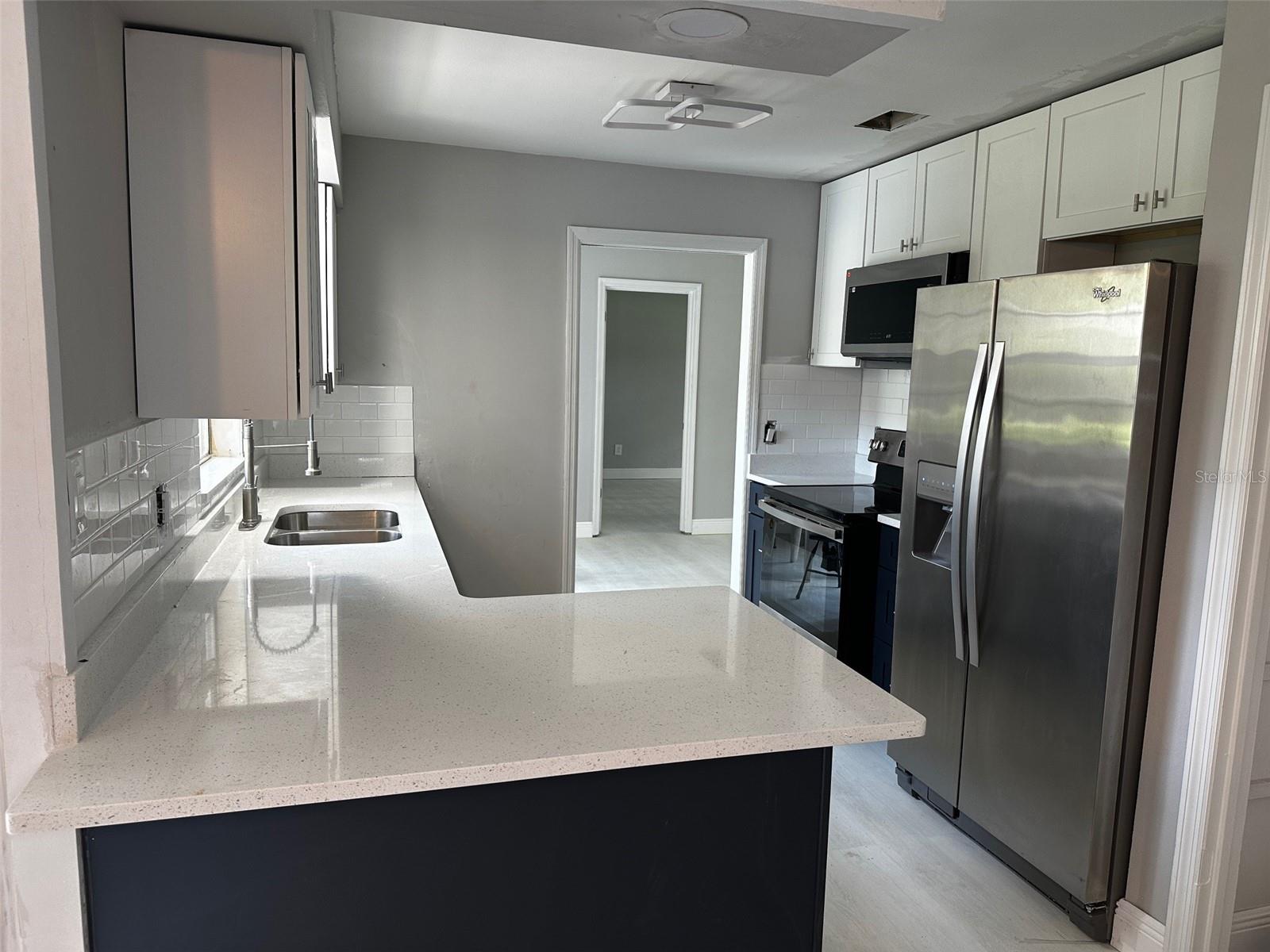 Image 7 of 14 For 8622 Veridian Drive