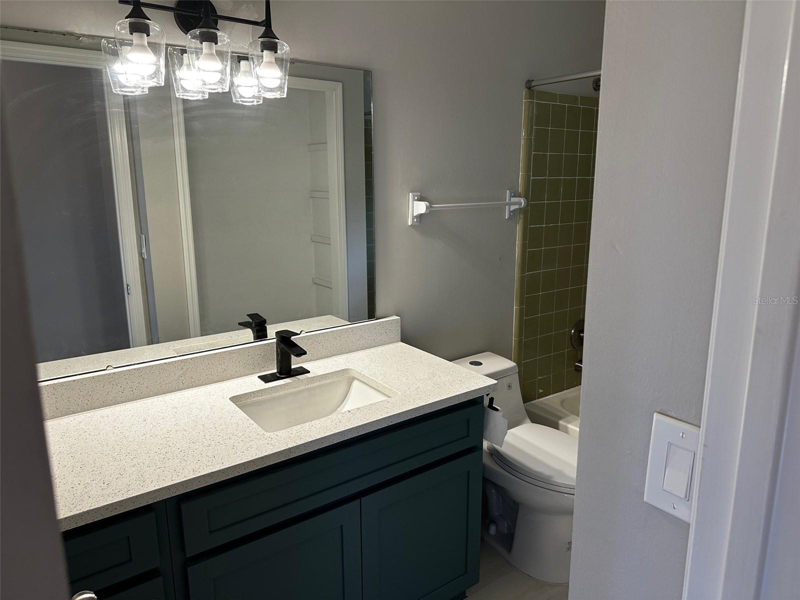 Image 8 of 14 For 8622 Veridian Drive