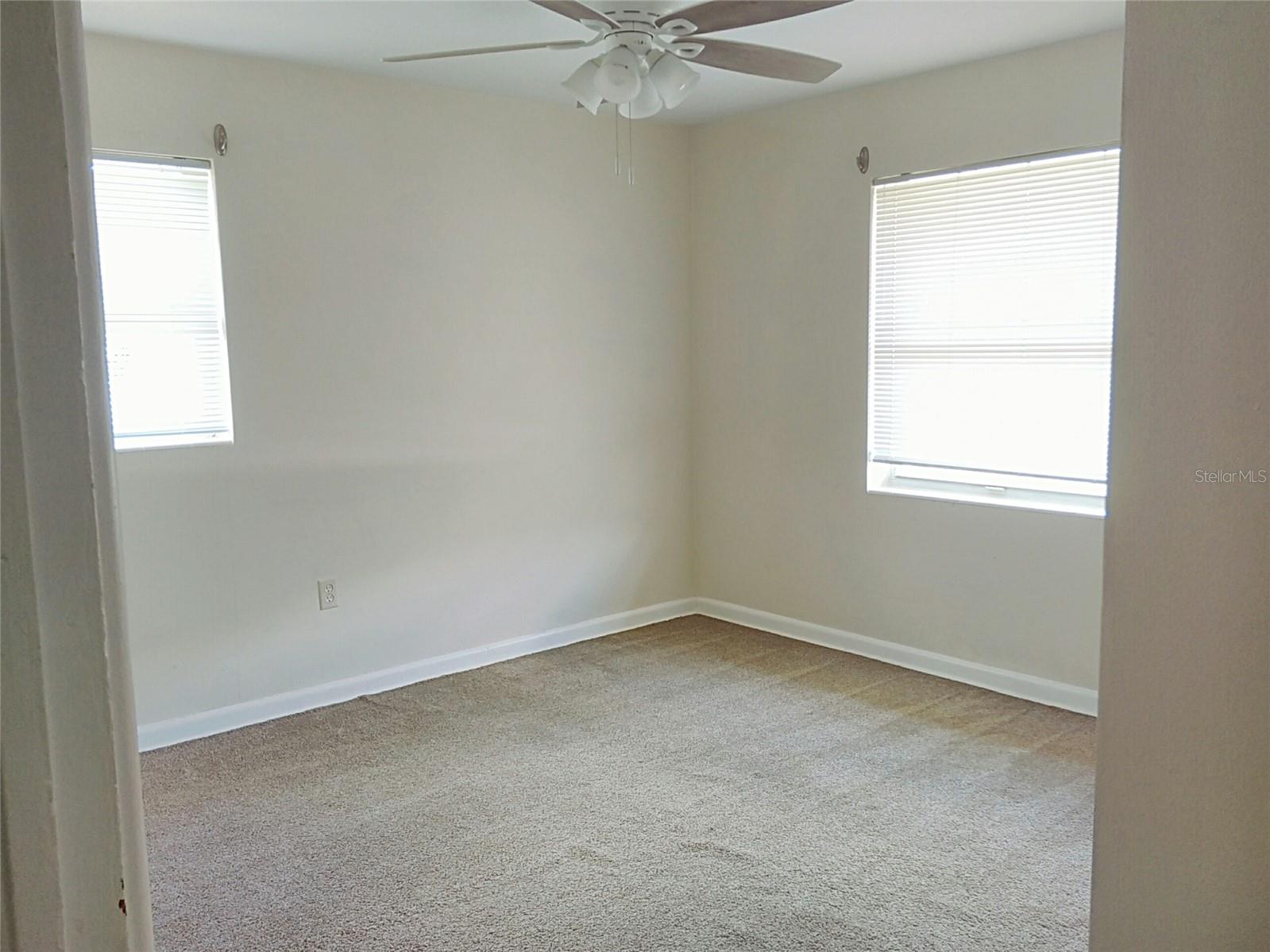 Image 11 of 27 For 602 Spring Garden Avenue